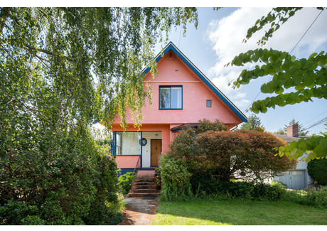 Dom na sprzedaż - 2151 Fair Street Oak Bay, Kanada, 407 m², 1 071 222 USD (4 359 873 PLN), NET-98760431