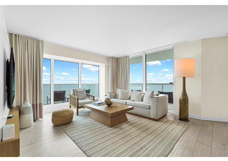 Dom na sprzedaż - 505 Ft Lauderdale Bch Blvd Fort Lauderdale, Usa, 95 m², 669 000 USD (2 742 900 PLN), NET-101647061