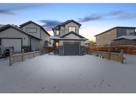 Dom na sprzedaż - 162 Athabasca Crescent Fort Mcmurray, Kanada, 136 m², 346 327 USD (1 409 550 PLN), NET-102561841