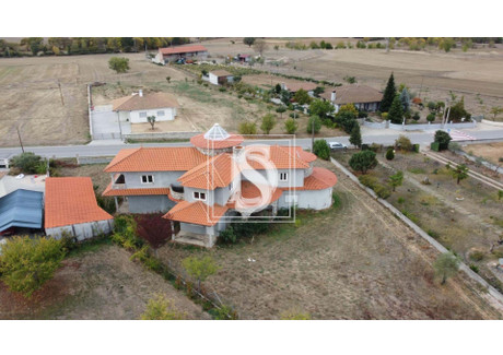 Dom na sprzedaż - Baçal, Portugalia, 2400 m², 209 294 USD (856 011 PLN), NET-98273560