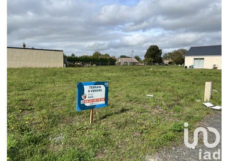 Działka na sprzedaż - Lys-Haut-Layon, Francja, 379 m², 18 406 USD (75 280 PLN), NET-101229887