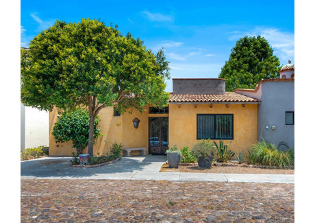 Mieszkanie na sprzedaż - 65.5 km– Carretera No. 51 de San Miguel de Allende a, A Dolores Hidalg San Miguel De Allende, Meksyk, 178 m², 333 000 USD (1 361 970 PLN), NET-99785067