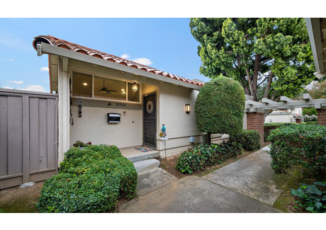 Mieszkanie na sprzedaż - 10982 Sweet Oak Street Cupertino, Usa, 89 m², 1 398 000 USD (5 731 800 PLN), NET-102561804