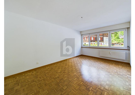 Mieszkanie na sprzedaż - Unterseen, Szwajcaria, 67 m², 692 851 USD (2 660 548 PLN), NET-101008098