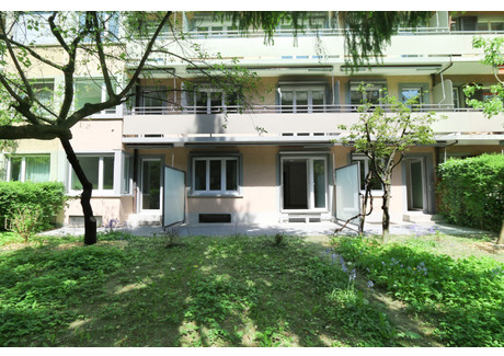 Mieszkanie do wynajęcia - Uetlibergstrasse Zurich, Szwajcaria, 34 m², 2592 USD (10 550 PLN), NET-102452680