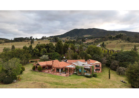 Dom na sprzedaż - Q27H+45, La Calera, Altamira, La Calera, Cundinamarca, Colombia La Calera, Kolumbia, 700 m², 8 750 000 USD (33 687 500 PLN), NET-99204555