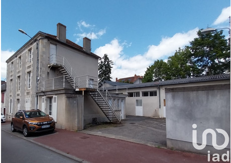 Dom na sprzedaż - Montmorillon, Francja, 243 m², 155 951 USD (637 839 PLN), NET-101658941