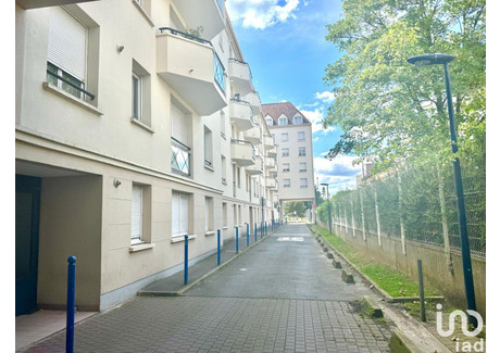 Mieszkanie na sprzedaż - Dugny, Francja, 70 m², 197 313 USD (824 766 PLN), NET-99131471