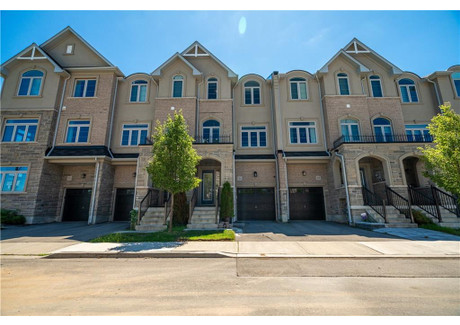 Mieszkanie na sprzedaż - 46 Borers Creek Circle Waterdown, Kanada, 161 m², 696 294 USD (2 833 918 PLN), NET-100153211