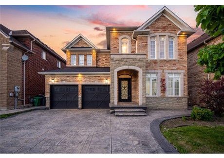 Dom na sprzedaż - 33 Rubysilver Drive Brampton, Kanada, 308 m², 1 213 337 USD (4 938 283 PLN), NET-100153698