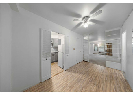 Mieszkanie na sprzedaż - 35-31 85th Street Jackson Heights, Usa, 69 m², 299 999 USD (1 229 996 PLN), NET-101008580