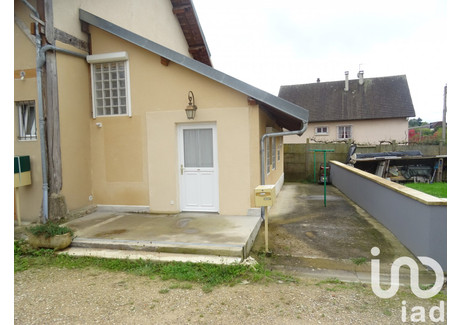 Mieszkanie na sprzedaż - Avallon, Francja, 24 m², 51 688 USD (211 920 PLN), NET-101261897