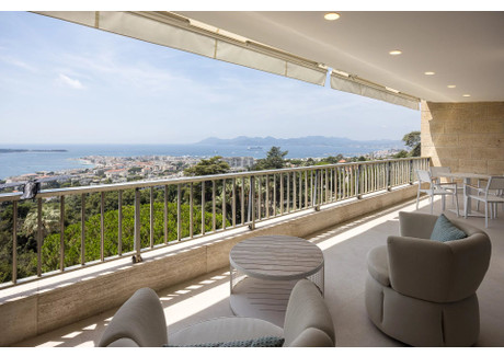 Mieszkanie na sprzedaż - Cannes, Francja, 117,12 m², 2 570 952 USD (10 206 681 PLN), NET-100553186