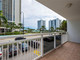 Mieszkanie na sprzedaż - 1849 S OCEAN DR Hallandale Beach, Usa, 130,06 m², 425 000 USD (1 729 750 PLN), NET-102197504