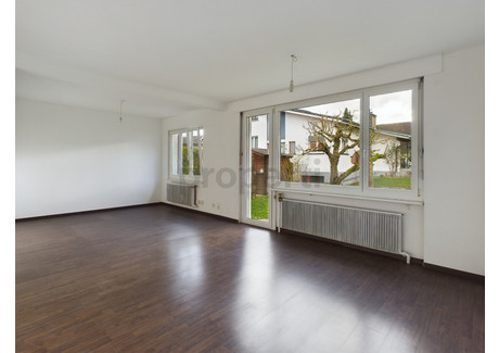 Mieszkanie do wynajęcia - Aarburg, Szwajcaria, 72 m², 2479 USD (10 089 PLN), NET-102800045