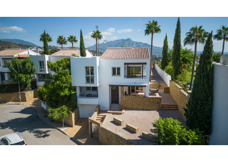 Dom na sprzedaż - Marbella, Hiszpania, 356 m², 1 366 952 USD (5 672 852 PLN), NET-102530738