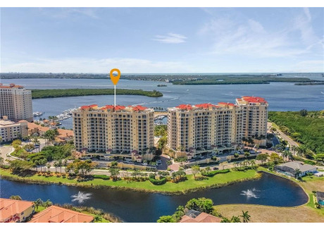 Dom na sprzedaż - 6021 Silver King Cape Coral, Usa, 268,3 m², 1 399 000 USD (5 372 160 PLN), NET-100563681