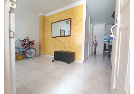 Dom na sprzedaż - Cl 69 N, COMUNA 4, Cali, Valle del Cauca, Colombia Cali, Kolumbia, 180 m², 79 996 USD (327 982 PLN), NET-101526783