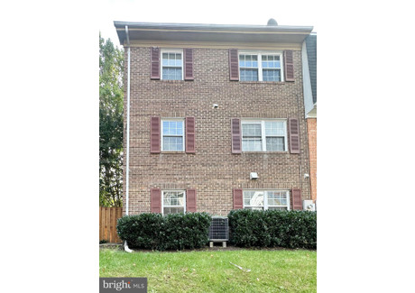 Dom do wynajęcia - 9879 Hagel Circle, Fairfax County, VA Lorton, Usa, 134,62 m², 2450 USD (10 045 PLN), NET-102279446