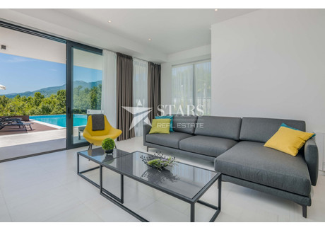 Dom na sprzedaż - Opatija - Okolica, Chorwacja, 264,4 m², 927 228 USD (3 792 363 PLN), NET-102346338