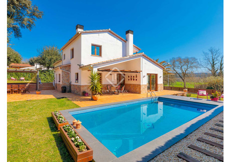 Dom na sprzedaż - Girona, Hiszpania, 277 m², 1 350 913 USD (5 322 598 PLN), NET-82952391