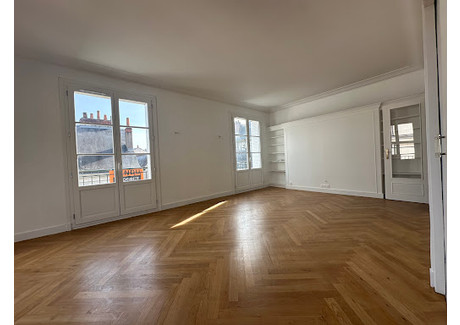 Mieszkanie na sprzedaż - Tours, Francja, 132 m², 613 475 USD (2 545 922 PLN), NET-96646867