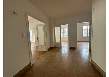 Mieszkanie na sprzedaż - Tours, Francja, 132 m², 613 220 USD (2 514 200 PLN), NET-96646867