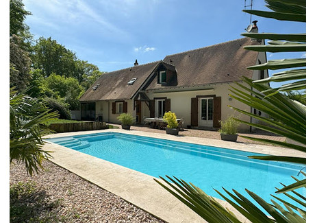 Dom na sprzedaż - Amboise, Francja, 243 m², 409 646 USD (1 679 547 PLN), NET-102582612