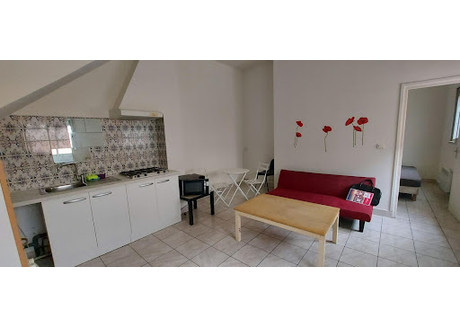 Mieszkanie na sprzedaż - Nimes, Francja, 32 m², 71 731 USD (297 685 PLN), NET-103105833