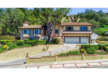 Dom na sprzedaż - 1364 Roselawn Avenue Thousand Oaks, Usa, 291,72 m², 1 489 000 USD (5 985 780 PLN), NET-96705041