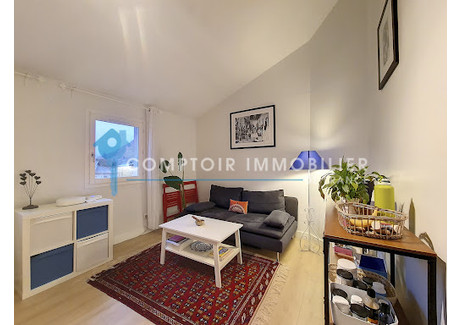 Mieszkanie na sprzedaż - La Tronche, Francja, 49 m², 228 629 USD (900 797 PLN), NET-93396181
