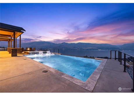 Dom na sprzedaż - 111 Crystal Crest Drive Chelan, Usa, 242,2 m², 2 599 999 USD (10 425 996 PLN), NET-100838724