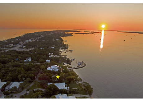 Dom na sprzedaż - 28 Pen Key Club Upper Matecumbe Key Islamorada, Usa, 282,8 m², 5 450 000 USD (20 928 000 PLN), NET-98117389