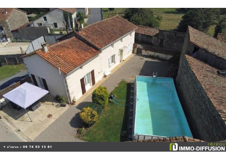 Dom na sprzedaż - Nanteuil En Vallee, Francja, 160 m², 168 724 USD (690 081 PLN), NET-101806617