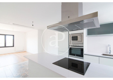Mieszkanie na sprzedaż - Barcelona, Hiszpania, 95 m², 570 444 USD (2 276 071 PLN), NET-96581852