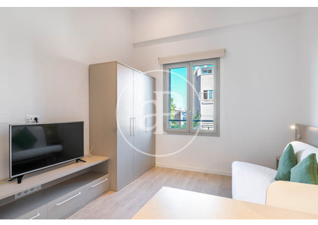 Mieszkanie do wynajęcia - Barcelona, Hiszpania, 35 m², 1456 USD (6086 PLN), NET-98537694