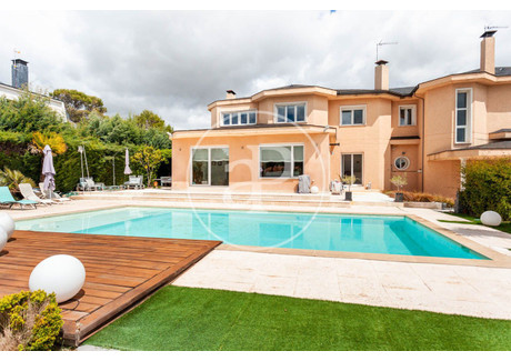 Dom na sprzedaż - Boadilla Del Monte, Hiszpania, 561 m², 1 705 496 USD (6 719 654 PLN), NET-97348019