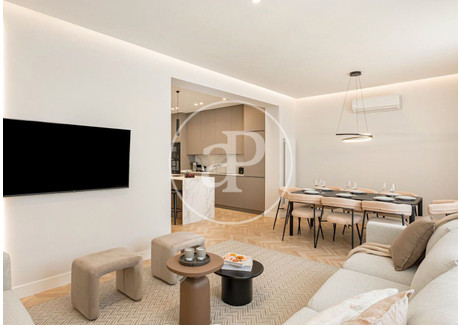 Mieszkanie na sprzedaż - Madrid Capital, Hiszpania, 193 m², 1 384 492 USD (5 330 296 PLN), NET-93726061