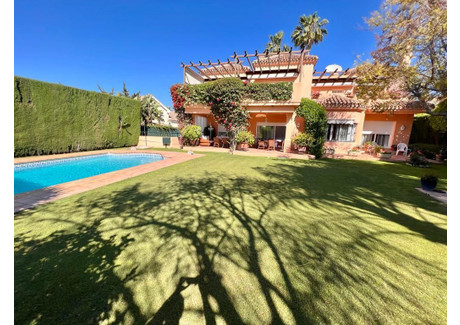 Dom na sprzedaż - Marbella, Hiszpania, 1155 m², 2 745 949 USD (11 230 932 PLN), NET-93817860