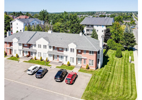 Dom na sprzedaż - 611Z Rue De Bellefeuille, Saint-Jérôme, QC J7Z6X9, CA Saint-Jérôme, Kanada, 117 m², 305 021 USD (1 180 431 PLN), NET-100512705