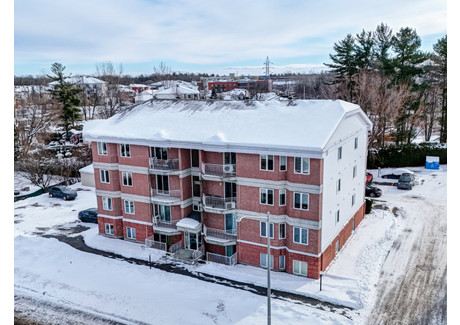 Mieszkanie na sprzedaż - 710 Rue Bélanger, Saint-Jérôme, QC J7Z1A5, CA Saint-Jérôme, Kanada, 78 m², 176 915 USD (720 043 PLN), NET-102830811