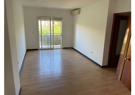 Mieszkanie na sprzedaż - Granada, Hiszpania, 88 m², 67 719 USD (276 970 PLN), NET-96058590