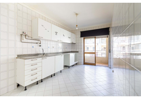 Mieszkanie na sprzedaż - Braga, Portugalia, 112 m², 224 750 USD (885 516 PLN), NET-96127178