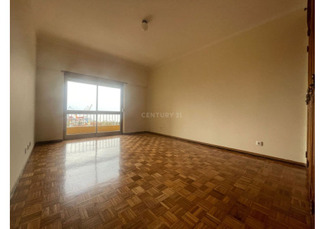 Mieszkanie do wynajęcia - Penha De França, Portugalia, 106 m², 1688 USD (6905 PLN), NET-102124584