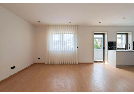 Mieszkanie na sprzedaż - Gondomar, Portugalia, 82 m², 206 954 USD (838 165 PLN), NET-98121383