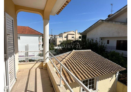 Dom na sprzedaż - Charneca De Caparica E Sobreda, Portugalia, 100 m², 404 152 USD (1 657 025 PLN), NET-96120082