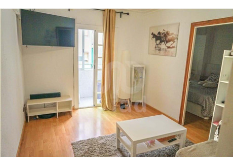 Mieszkanie na sprzedaż - L'hospitalet De Llobregat, Hiszpania, 77 m², 166 572 USD (681 278 PLN), NET-101953760