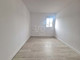 Mieszkanie na sprzedaż - Cornella De Llobregat, Hiszpania, 66 m², 183 538 USD (732 318 PLN), NET-97010957