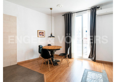 Mieszkanie na sprzedaż - Barcelona, Hiszpania, 52 m², 206 752 USD (841 479 PLN), NET-102528922