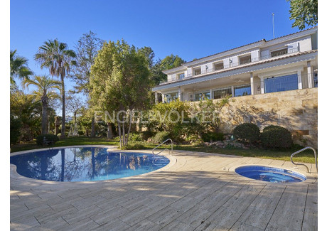 Dom na sprzedaż - Sitges, Hiszpania, 910 m², 8 624 030 USD (33 030 037 PLN), NET-95123476